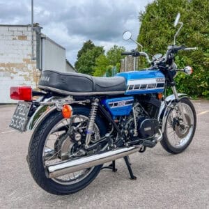 WIN THIS 1976 Yamaha RD400C + £500 In Cash!