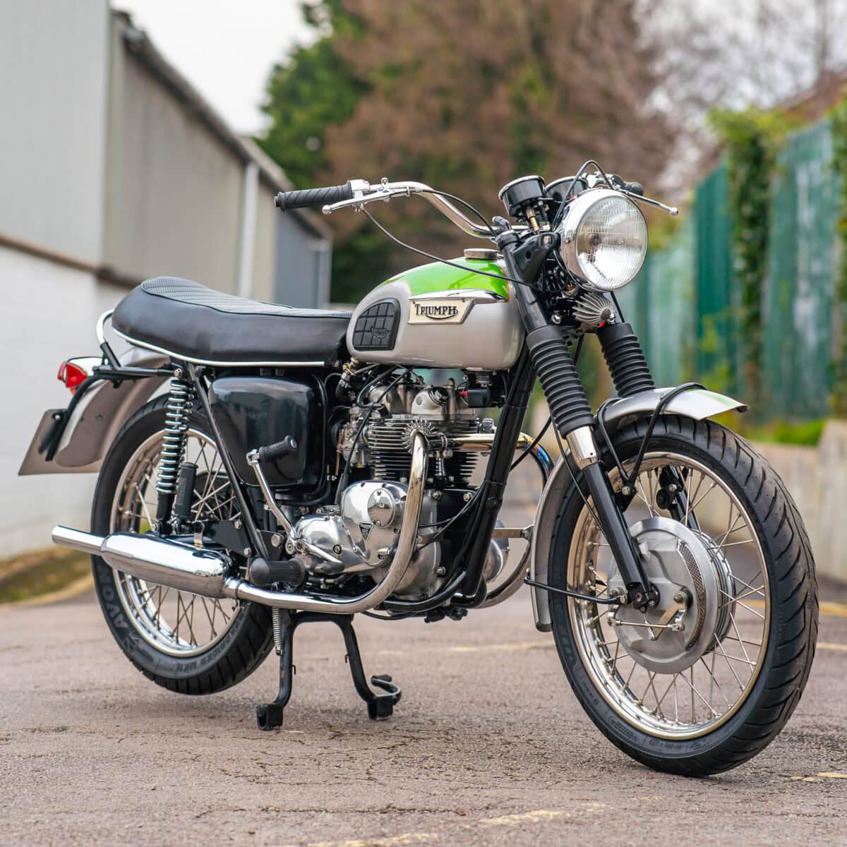 WIN THIS 1969 Triumph T100S 500cc + £500 In Cash!