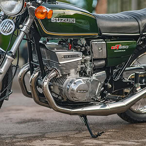 WIN THIS 1975 Suzuki GT550 + £500 In Cash!