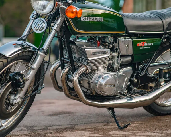 WIN THIS 1975 Suzuki GT550 + £500 In Cash! - Image 5