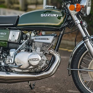 WIN THIS 1975 Suzuki GT550 + £500 In Cash!