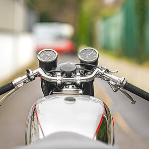 WIN THIS 1959 BSA Rocket Gold Star Replica 650cc + £500 In Cash!