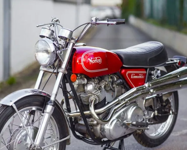 WIN THIS 1971 Norton Commando 750S + £500 In Cash - Image 6