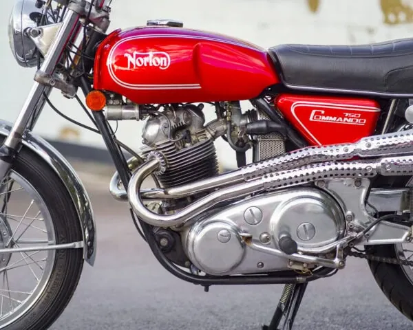 WIN THIS 1971 Norton Commando 750S + £500 In Cash - Image 8