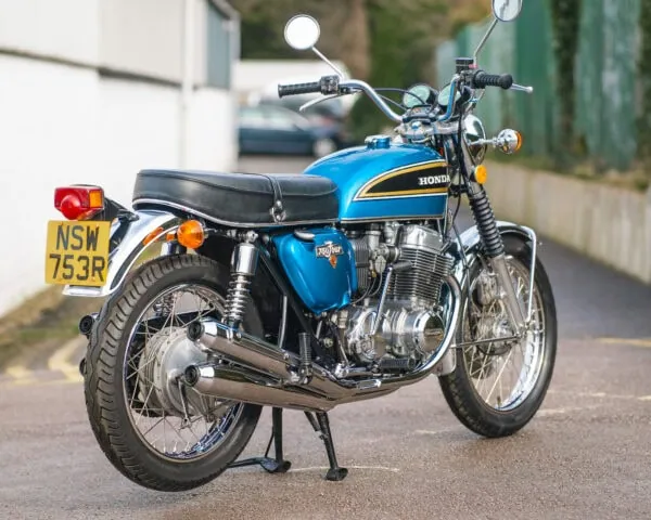 WIN THIS 1976 Honda CB750 K6 + £500 - Image 3