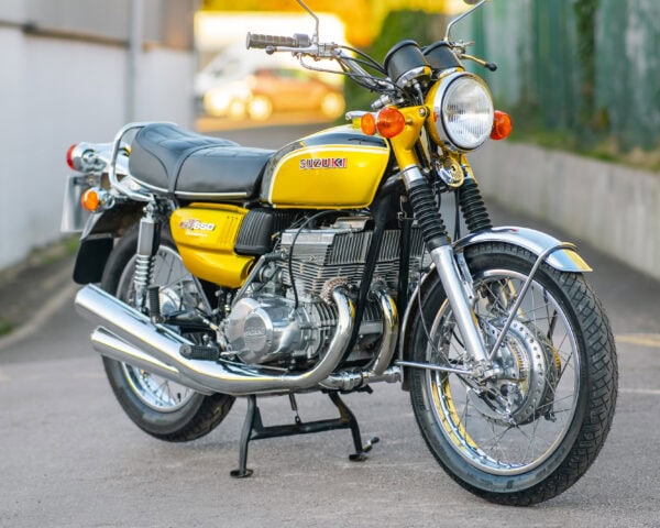 WIN THIS 1972 Suzuki GT550J + £500 In Cash!