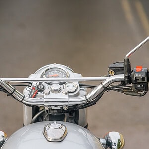 WIN THIS 2010 Royal Enfield Bullet 500cc + £250 In Cash! (LOW ODDS 1/300)