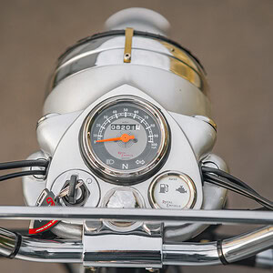 WIN THIS 2010 Royal Enfield Bullet 500cc + £250 In Cash! (LOW ODDS 1/300)
