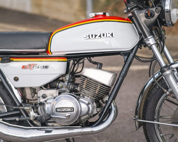 WIN THIS 1978 Suzuki GT250 + £500 In Cash! - Image 5