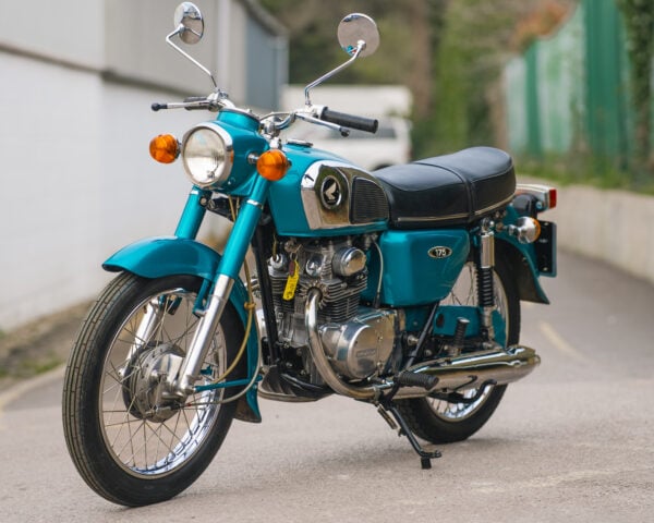 WIN THIS 1976 Honda CD175 + £250 In Cash! (LOW ODDS 1/600) - Image 2