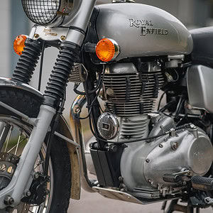 WIN THIS 2010 Royal Enfield Bullet 500cc + £250 In Cash! (LOW ODDS 1/300)
