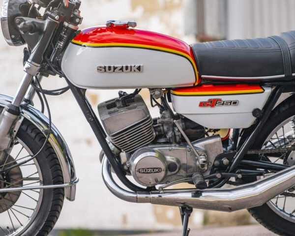 WIN THIS 1978 Suzuki GT250 + £500 In Cash! - Image 6