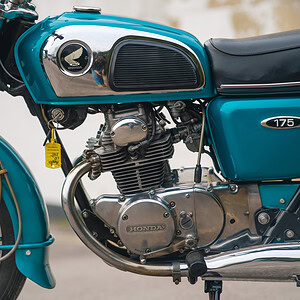 WIN THIS 1976 Honda CD175 + £250 In Cash! (LOW ODDS 1/600)