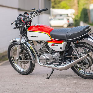 WIN THIS 1978 Suzuki GT250 + £500 In Cash!