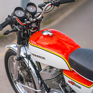 WIN THIS 1978 Suzuki GT250 + £500 In Cash!