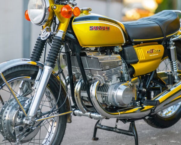 WIN THIS 1972 Suzuki GT550J + £500 In Cash! - Image 6