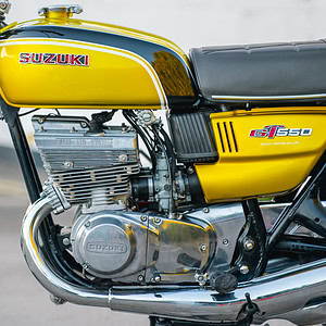 WIN THIS 1972 Suzuki GT550J + £500 In Cash!