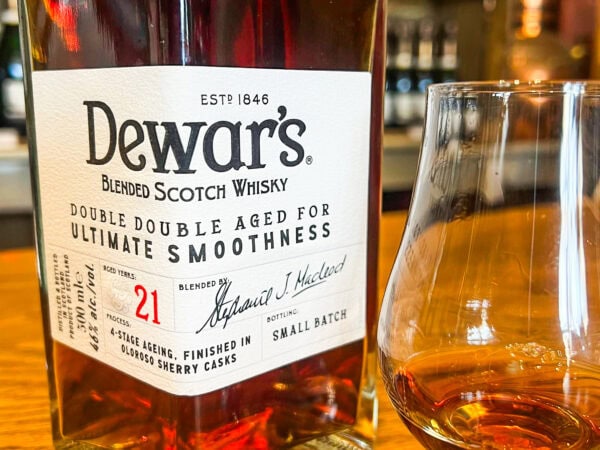 WIN THIS Dewar's Double Double 21 Year Old Whisky 46% 50cl - Image 2