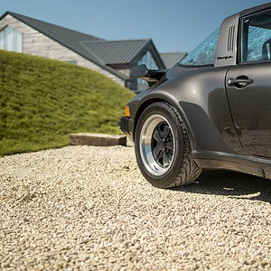 WIN THIS 1979 Porsche 911 SC Targa – Wide Body + £5000 In Cash!
