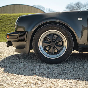 WIN THIS 1979 Porsche 911 SC Targa – Wide Body + £5000 In Cash!