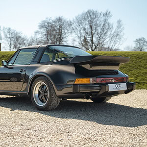 WIN THIS 1979 Porsche 911 SC Targa – Wide Body + £5000 In Cash!