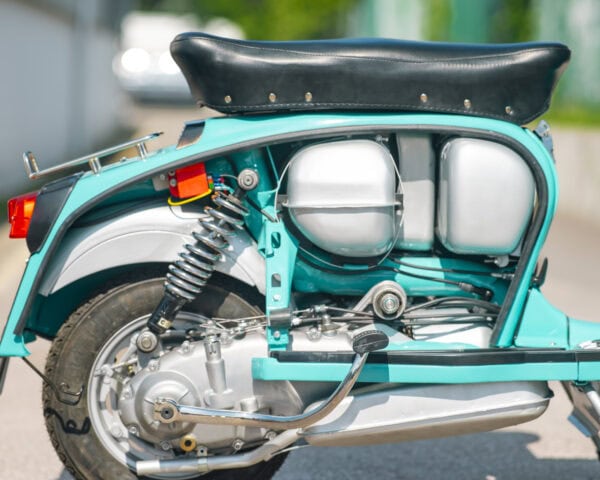 WIN THIS 1969 Innocenti Lambretta GP125 (Show-Standard) + £500 In Cash! - Image 8