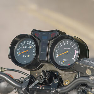 WIN THIS 1981 Yamaha RD350LC 4L1 + £500 In Cash!