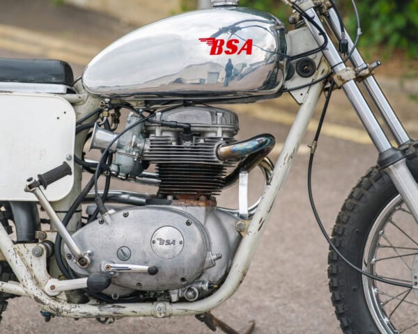WIN THIS 1971 BSA Lightning 650cc Desert Racer + £500 In Cash! - Image 5