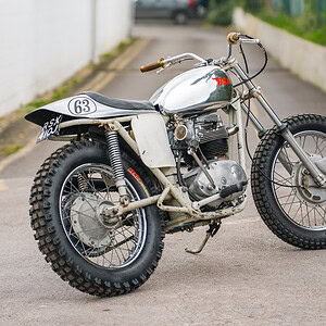 WIN THIS 1971 BSA Lightning 650cc Desert Racer + £500 In Cash!