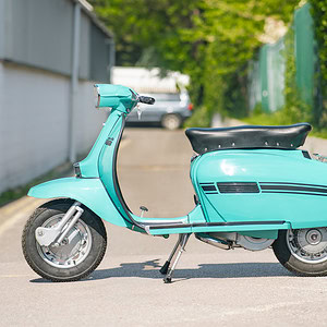 WIN THIS 1969 Innocenti Lambretta GP125 (Show-Standard) + £500 In Cash!