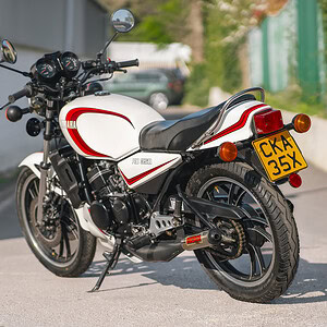 WIN THIS 1981 Yamaha RD350LC 4L1 + £500 In Cash!