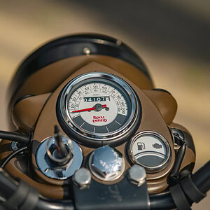 WIN THIS 2018 Royal Enfield Classic 500 Pegasus Edition + £250 In Cash! (LOW ODDS 1/600)
