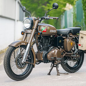 WIN THIS 2018 Royal Enfield Classic 500 Pegasus Edition + £250 In Cash! (LOW ODDS 1/600)