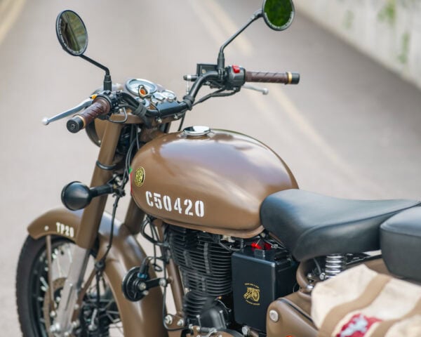 WIN THIS 2018 Royal Enfield Classic 500 Pegasus Edition + £250 In Cash! (LOW ODDS 1/600) - Image 12