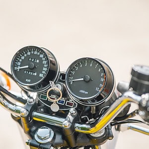 WIN THIS 1974 Kawasaki Z1A 900cc + £500 In Cash!