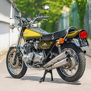 WIN THIS 1974 Kawasaki Z1A 900cc + £500 In Cash!
