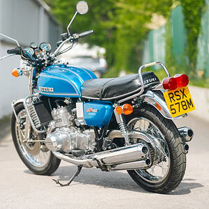 WIN THIS 1974 Suzuki GT750 L + £500 In Cash! (LOW ODDS 1/1750)