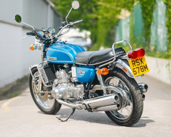 WIN THIS 1974 Suzuki GT750 L + £500 In Cash! (LOW ODDS 1/1750) - Image 4