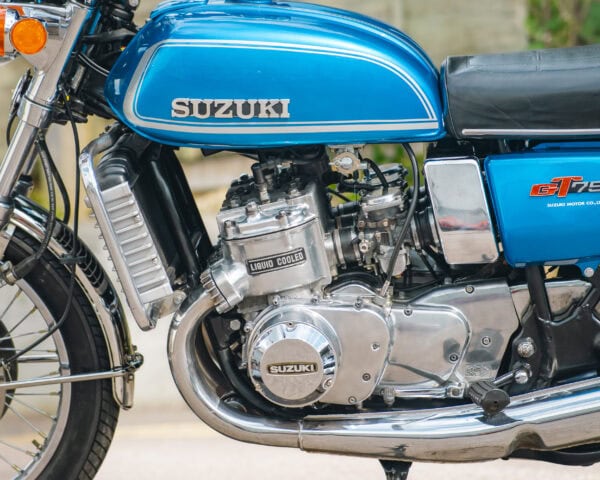 WIN THIS 1974 Suzuki GT750 L + £500 In Cash! (LOW ODDS 1/1750) - Image 10