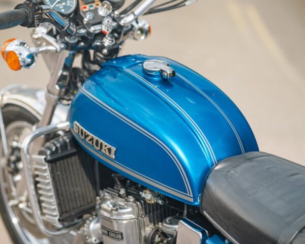 WIN THIS 1974 Suzuki GT750 L + £500 In Cash! (LOW ODDS 1/1750) - Image 8