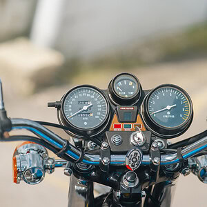 WIN THIS 1974 Suzuki GT750 L + £500 In Cash! (LOW ODDS 1/1750)