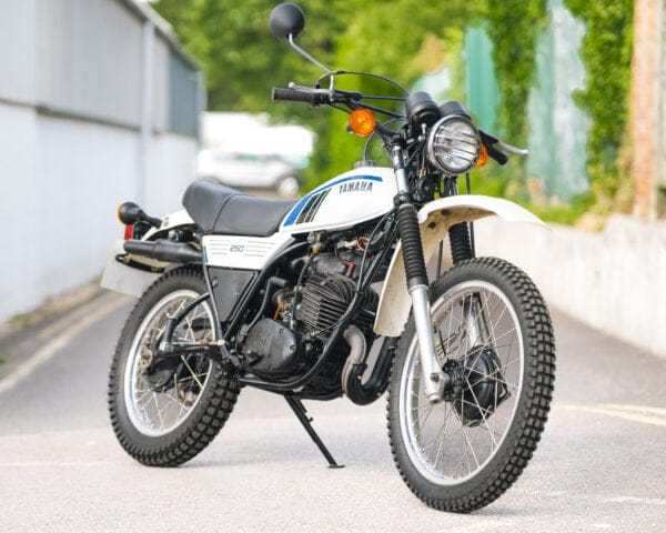 YAMAHA DT50 白 エンジン始動動画 自賠責保険で乗れます 半額配送キャンペーン 期間限定 現状渡し諸経費￥0- 横浜 P-Yard Website-main-1-600x480.jpg